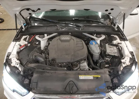 2017 Audi A4 Premium Plus из США, поврежденный, VIN WAUENAF41HN070139